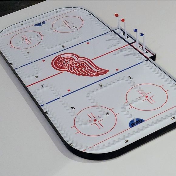 Detroit Red Wings Cribbage Board - Picture 2 of 3